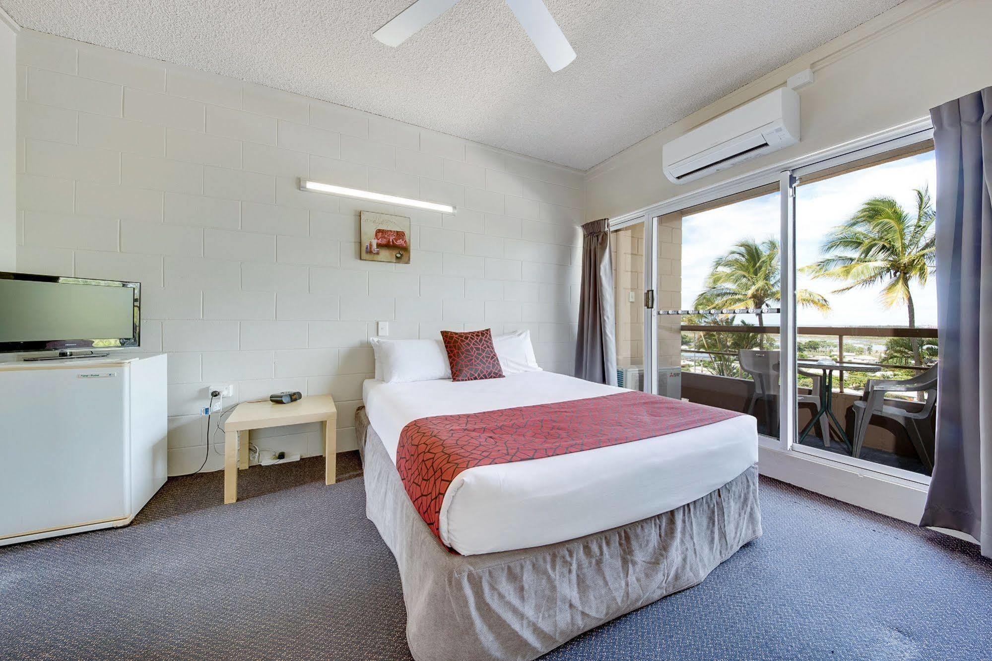 Camelot Motel Gladstone Exterior foto
